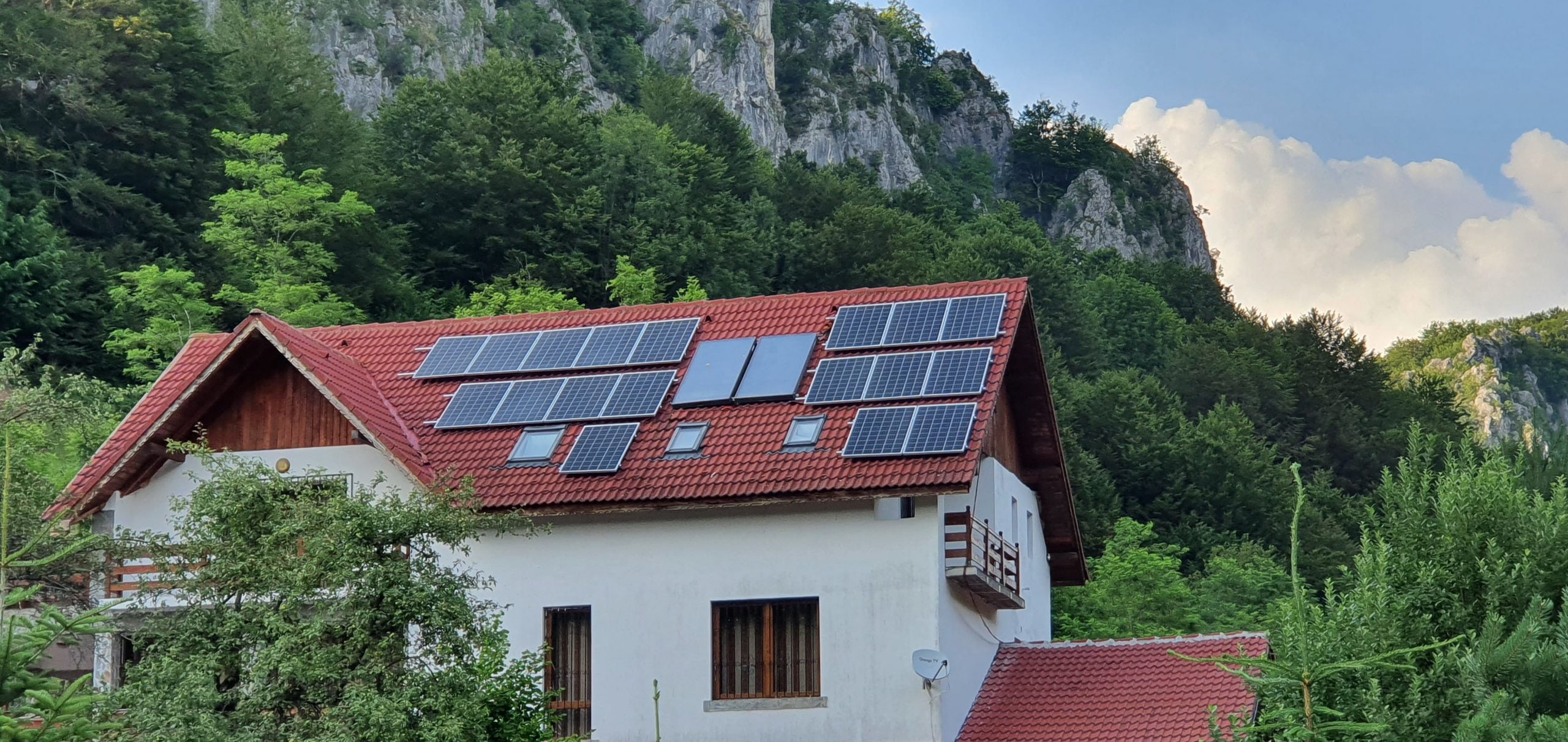 panourile fotovoltaice la performanță maximă